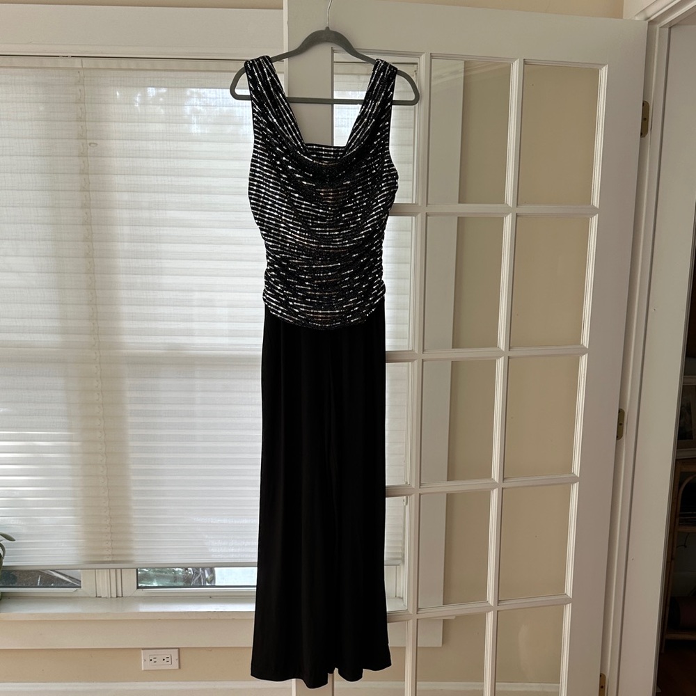 Elegant Black and Silver Women's Pant suit